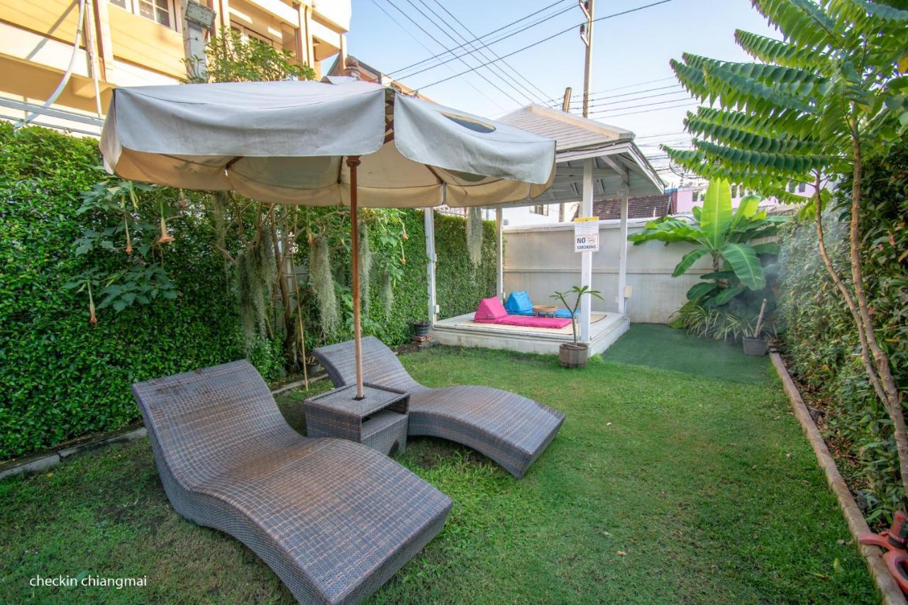 Hostel Lullaby Non-Smoking (Adults Only) Chiang Mai Eksteriør billede